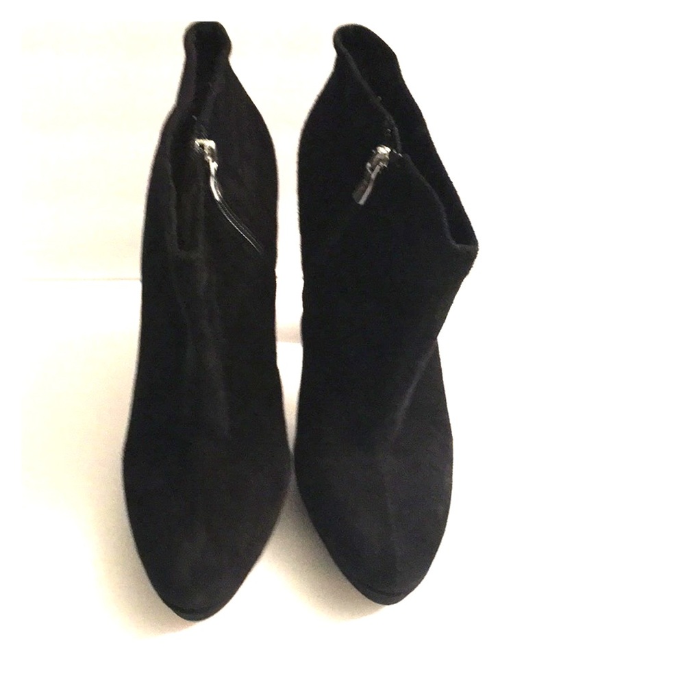 BCBG platform boots